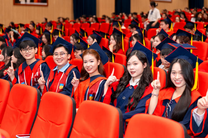 13WIN13 thông báo đăng ký tham dự Lễ trao bằng 13Win13 link đăng nhập đợt tháng 6 năm 2026 42