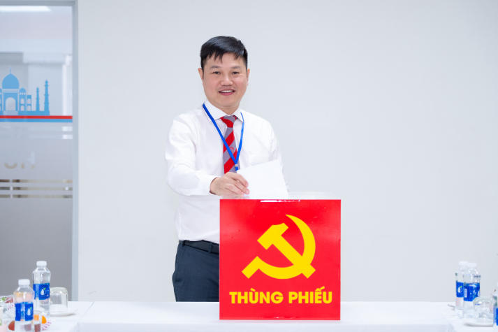 Đại hội Đại biểu Đảng bộ 13WIN13 lần VII: Khởi đầu vững vàng cho nhiệm kỳ 2025-2030 237
