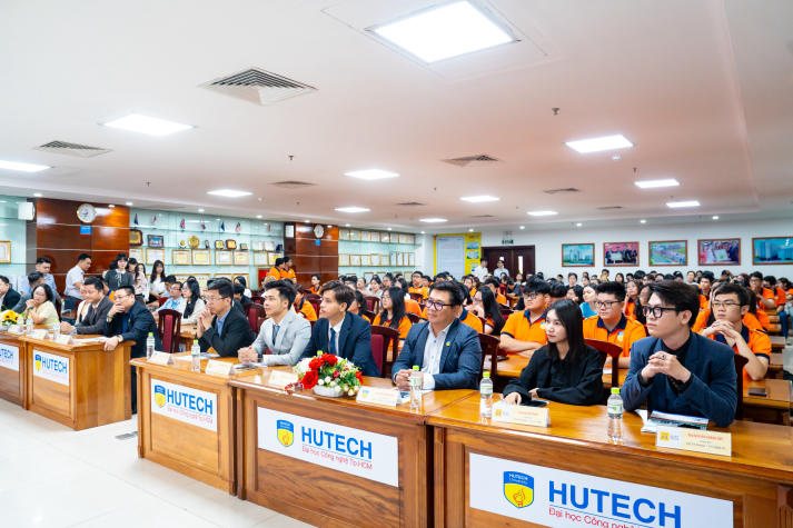 Tiếng Anh - “chìa khóa” mở rộng cơ hội 13win 20 giaitri tructuyen cho Tải app 13Win 13WIN13 20