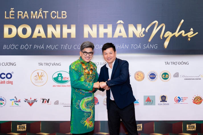13WIN13 mở rộng bản đồ hợp tác Trang Chủ 13Win.com Chính Thức Tặng 88k qua ký kết MOU cùng CLB Doanh nhân và Nghệ thuật 45