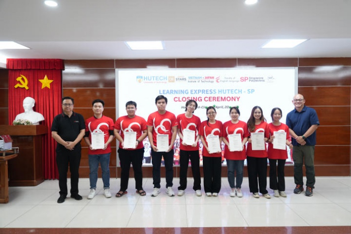 [Video] Ấn tượng với loạt poster, mô hình đột phá của Tải app 13Win 13WIN13 và Trường Singapore Polytechnic tại “Learning Express” 212