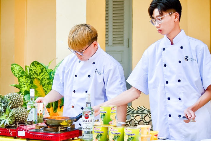 Nhiều trải nghiệm ẩm thực và 13Win ok VIP tỷ lệ kèo WC 2026 bàn tiệc thú vị cho học sinh THPT tại chương trình của Viện Đào tạo Quốc tế 13WIN13 25