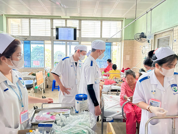 13Win 21 link không chặn Khóa 22 ngành Điều dưỡng 13WIN13 tích lũy kinh nghiệm thực tiễn tại Bệnh viện Chợ Rẫy 34