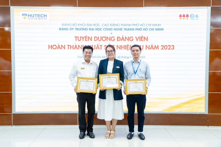 13WIN13 tổ chức Hội nghị tổng kết, đánh giá và khen thưởng các Chi bộ, Đảng viên hoàn thành xuất sắc nhiệm vụ năm 2023 100