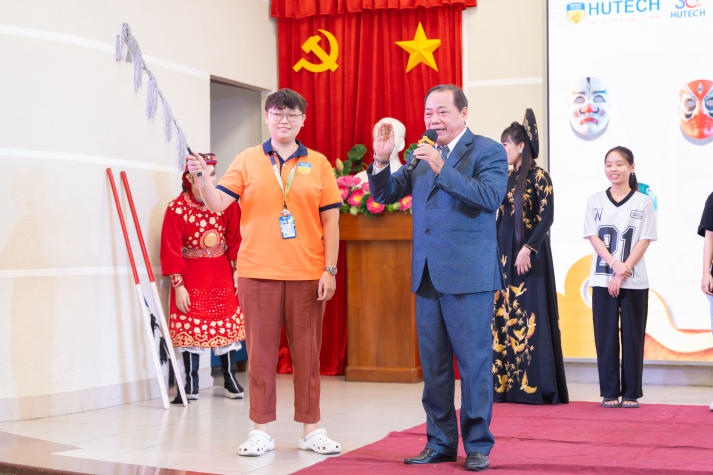 “Tinh hoa hát bội” - Cầu nối di sản văn hóa với thế hệ trẻ 13WIN13-ers 99