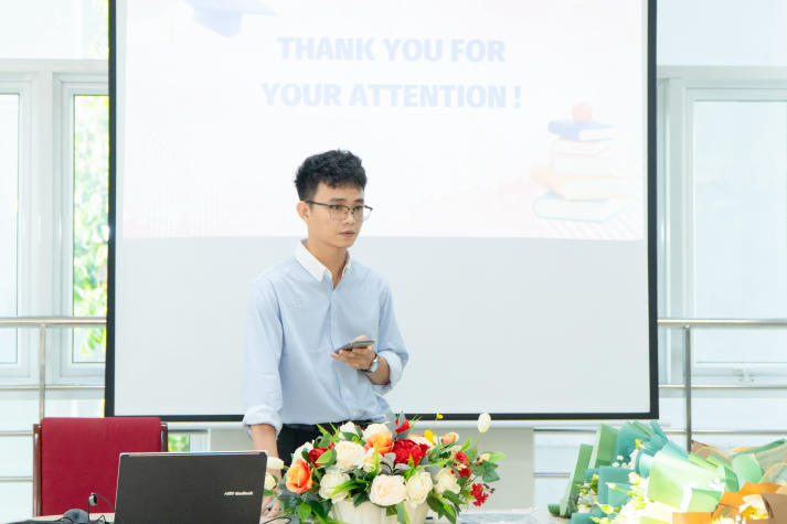 Nhiều góc nhìn sáng tạo trong nghiên cứu 13Win nhà cái Truy cập link 13Win32 Tải xuống ứng dụng tại buổi bảo vệ luận văn/đề án 13Win 22 miễn phí mỗi ngày ngành Ngôn ngữ Anh 35