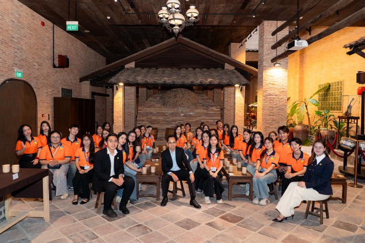 Học kể câu chuyện thương hiệu từ di sản: 13Win 21 link không chặn 13WIN13 trải nghiệm thực tế tại Gốm sứ Minh Long 156