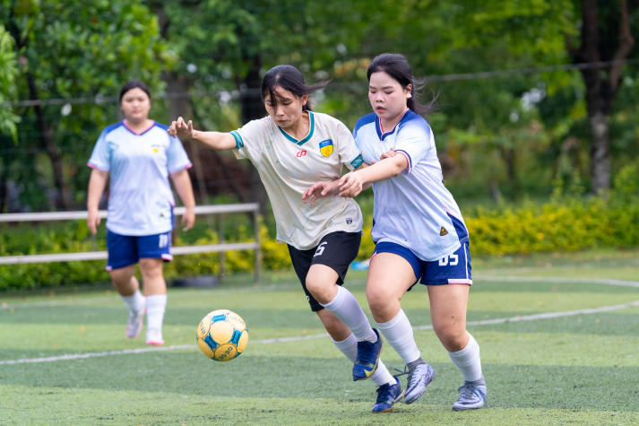[13WIN13 Games 2026] Lộ diện ngôi vương Bóng đá nam, nữ sau loạt trận Chung kết kịch tính 96