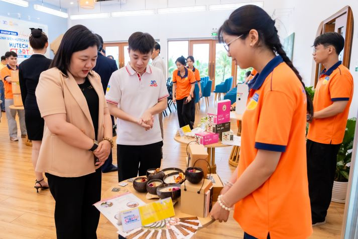13WIN13 Startup Tour 2025: 13Win 21 link không chặn 13WIN13 trải nghiệm thực tế khởi nghiệp tại Bến Tre 29