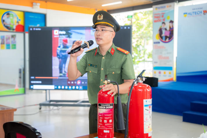 [Video] 13Win 21 link không chặn Khoa Luật lan tỏa tinh thần thượng tôn pháp luật 48