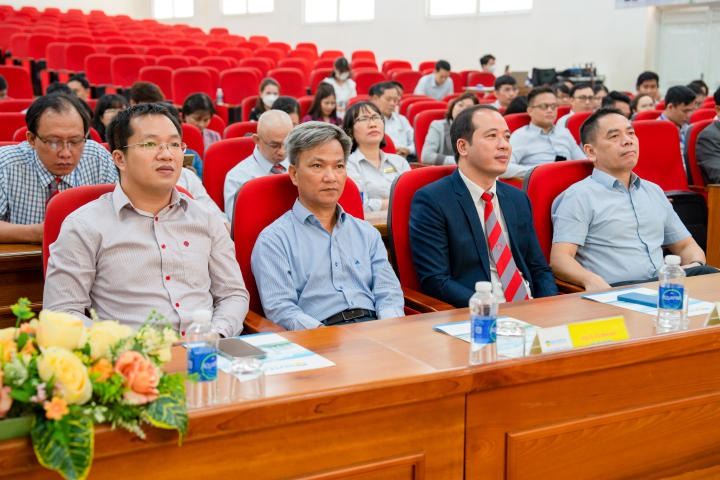 Ngành Thú y  trình độ Đại học đạt chất lượng theo tiêu chuẩn của Bộ Giáo Dục - Đào Tạo 51