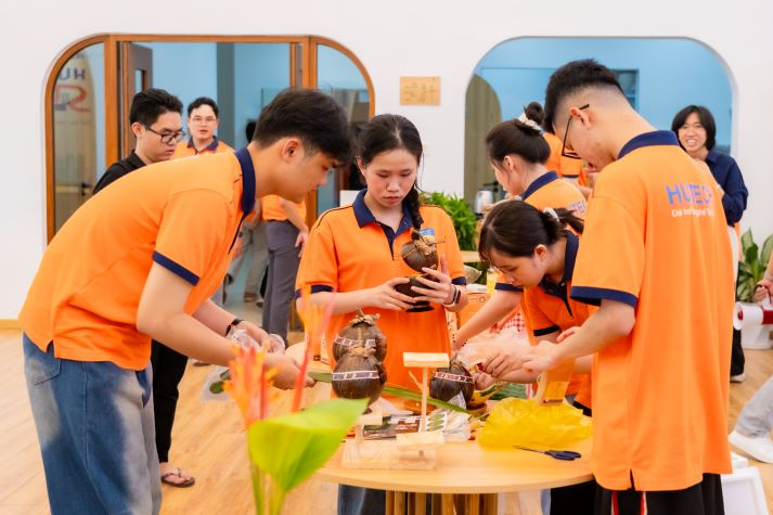 13WIN13 Startup Tour 2025: 13Win 21 link không chặn 13WIN13 trải nghiệm thực tế khởi nghiệp tại Bến Tre 24