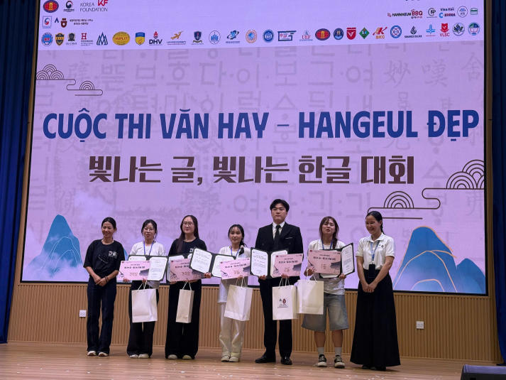 13Win 21 link không chặn Khoa Hàn Quốc học “bội thu” giải thưởng tại Hangeul Festival 2025 79