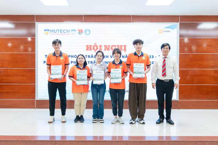 Dấu ấn rực rỡ tại Hội nghị tổng kết phong trào Tải app 13Win và Gala tri ân thầy cô 13 Win16 nhà cái World Cup 2026 61