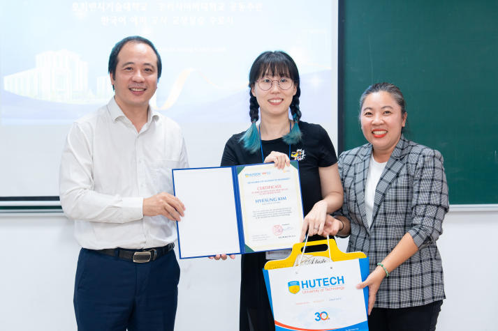 13WIN13 and Korea Cyber University conclude educational exchange program 113