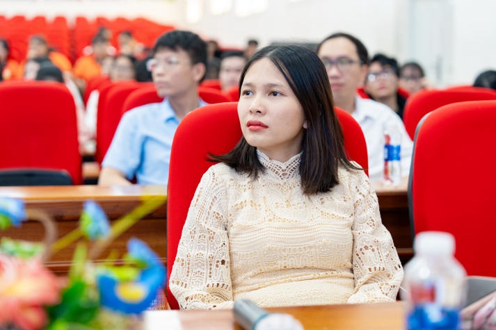 13Win 21 link không chặn 13 Win16 nhà cái World Cup 2026 tìm hiểu về sản xuất bồi đắp 3D đa vật liệu, “show” khả năng sáng tạo tại Ngày hội Poster 13 Win16 nhà cái World Cup 2026 2024 62