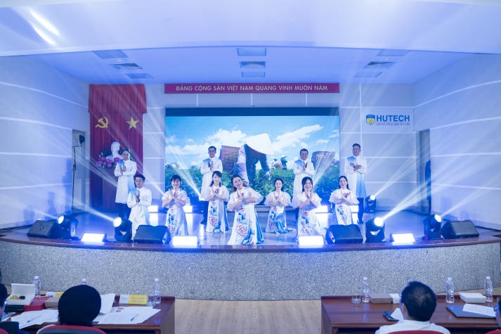 Với lòng nhiệt huyết, năng khiếu, CB-GV-NV 13WIN13 tỏa sáng tại Hội thi “Tiếng hát từ Tải app 13win” lần thứ 18 62