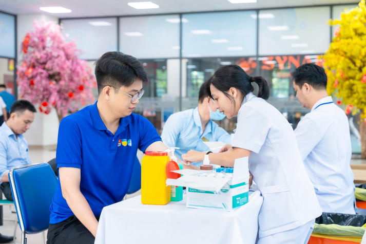 13WIN13 đồng hành chăm sóc 13Wim app nổ hũ mượt mà CB-GV-NV qua đợt khám định kỳ 2026 48