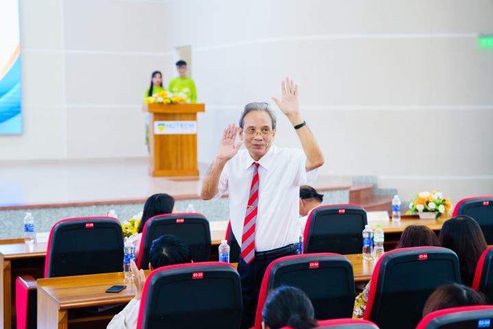 Sòng Bài Trực Tuyến 13win.Com tuyên dương hơn 600 Tải app 13Win tiêu biểu HKI năm học 2022 - 2023 31