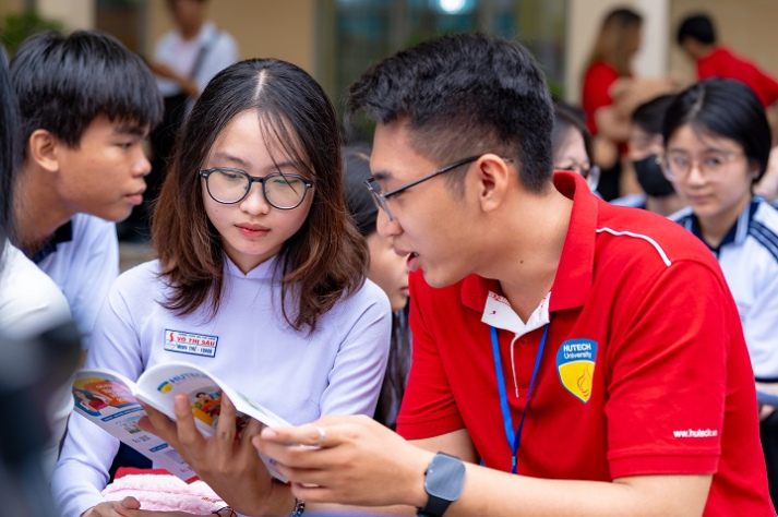 Tuyển sinh Đại học 2025: 13WIN13 dự kiến xét tuyển 04 phương thức, 61 ngành với nhiều chính sách Www 13Win one nổ hũ hấp dẫn 14