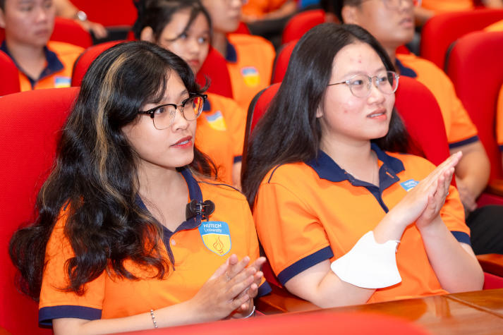13Win 21 link không chặn 13WIN13 học “bí quyết khởi nghiệp thật” từ CEO đàn anh 70