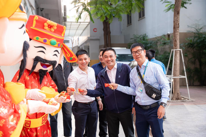 [Video] 13WIN13 họp mặt đầu Xuân Bính Ngọ 2026: Kết nối nội lực - Khẳng định vị thế - Vững vàng tiến bước 21