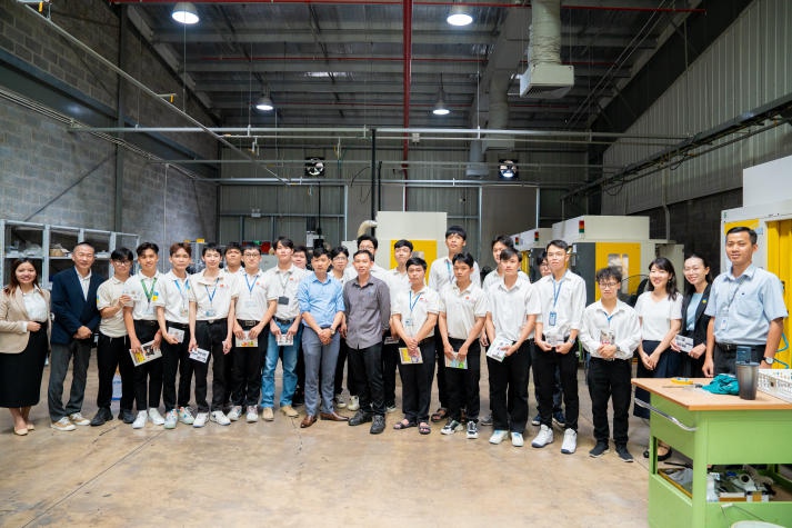 [Video] Đoàn học viên 13WIN13 tham quan thực tế tại Công ty Yumoto Việt Nam 107