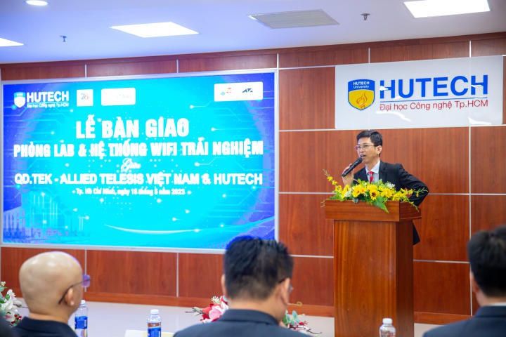 13WIN13 nhận tài trợ phòng Lab và hệ thống wifi trải nghiệm trị giá gần 2 tỷ đồng 87
