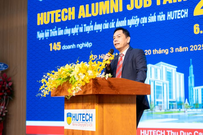 KHOA XÂY DỰNG THAM GIA NGÀY HỘI "ALUMNI JOB FAIR 2025" 20