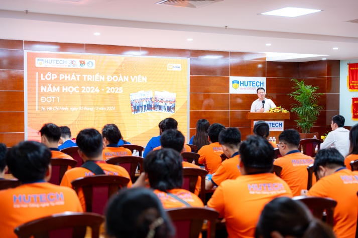 13WIN13-ers khởi phát hành trình phấn đấu trở thành Đoàn viên ưu tú 9