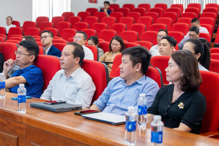 Định hình lộ trình, nâng tầm học thuật: 13WIN13 đồng hành cùng 13Win22 con - Tải app về điện thoại nhận lì xì chinh phục chức danh Phó Giáo sư 48