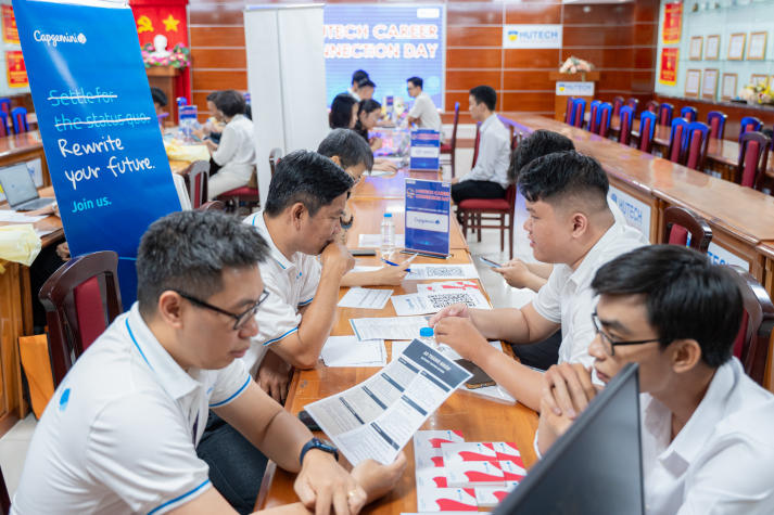 13Win 21 link không chặn Viện Đào tạo Quốc tế chủ động chinh phục nhà tuyển dụng tại I-13WIN13 Career Connection Day 75