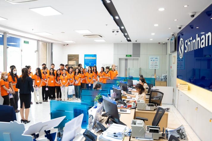Chuyến khám phá 13win 20 giaitri tructuyen thú vị của Tải app 13Win Khoa Tài chính - Thương mại tại Shinhan Bank 54