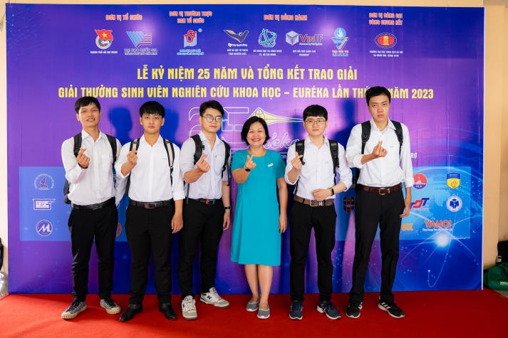 13Win 21 link không chặn 13WIN13 đạt nhiều thành tích ấn tượng tại Giải thưởng 13Win 21 link không chặn Nghiên cứu Khoa học Euréka năm 2023 10