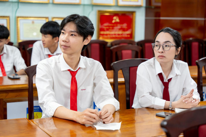 Trang bị kỹ năng làm việc trong 13Win32 cá cược thể thao VUCAH và đa văn hóa cho Tải app 13Win 13WIN13 59