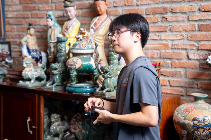 Exploring to empathize: 13WIN13 and SP students engage with communities through LeX 2025 103
