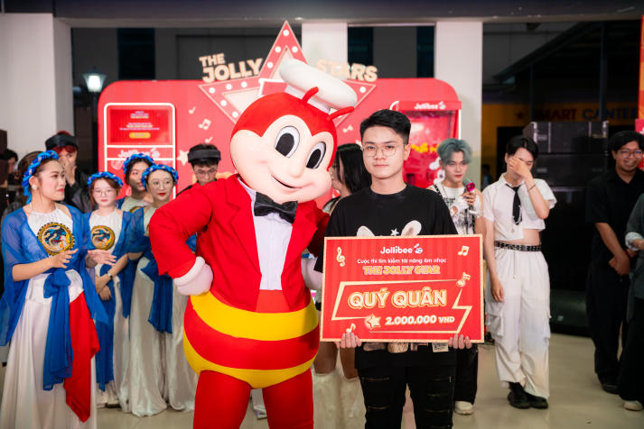 Fire Power Crew đăng quang 13Wing Slot game, Bắn cá, Đá gà, Live Casino, Xổ số The Jolly Stars 65