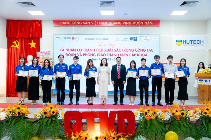Sòng Bài Trực Tuyến 13win.Com 13WIN13 tổng kết và phát động phong trào Tải app 13Win năm học 2023-2024 78