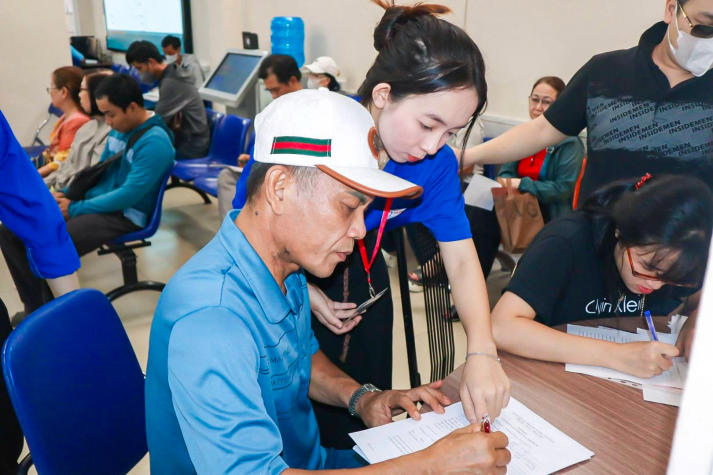 Điểm tin hoạt động Mùa hè xanh 13WIN13 2025: Mặt trận TP.HCM sôi nổi với loạt công trình ý nghĩa 27