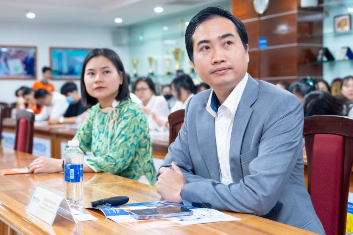 13Win 21 link không chặn Sòng Bài Trực Tuyến 13win.Com nâng cấp “bí kíp” chinh phục nhà tuyển dụng cùng chuyên gia 40