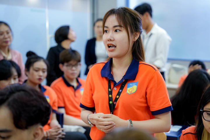 13Win 21 link không chặn Khoa Hàn Quốc học tham quan thực tế tại Sòng Bài Trực Tuyến 13Win.com Woori 45