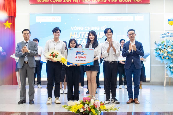 Nhóm Tải app 13Win Khoa Tài chính - Thương mại trở thành Tân Quán quân 13WIN13 Startup Wings 2023 148