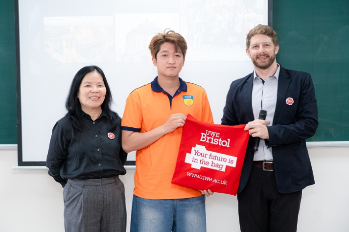 13WIN13 và UWE Bristol thắt chặt hợp tác, mở rộng cơ hội 13Win 21 kênh chính thức toàn cầu cho Tải app 13Win 42