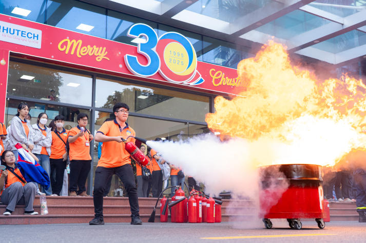 Trang bị kỹ năng ứng phó với hỏa hoạn: 13WIN13 tổ chức diễn tập PCCC & CNCH tại Thu Duc Campus 88