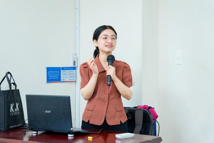 Rèn bút lực - mở tư duy: 13Win 21 link không chặn Khoa Tiếng Anh làm chủ hành trình viết nghiên cứu khoa học 35