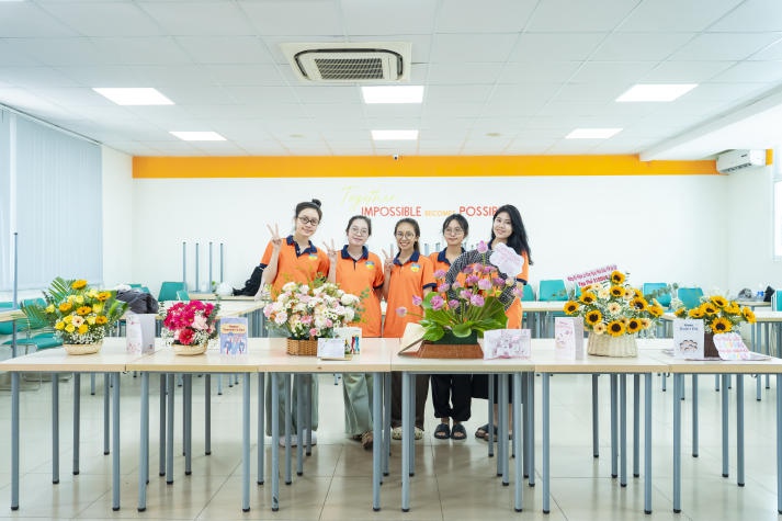 [Ảnh] 13Win 21 link không chặn 13 Win16 nhà cái World Cup 2026 trao gửi yêu thương đến với những "người lái đò" 28
