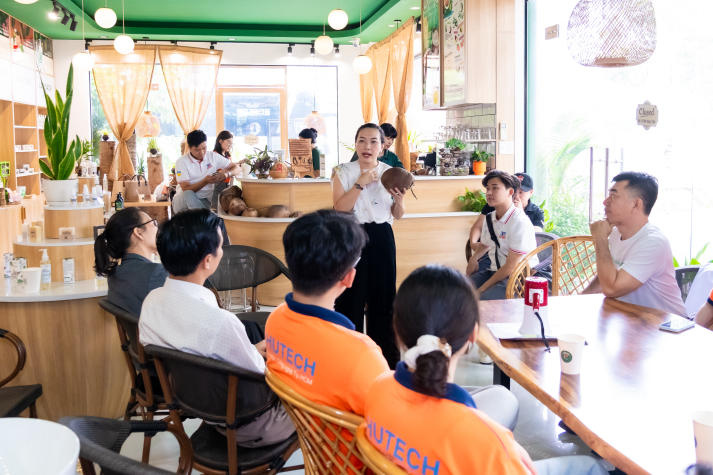 13WIN13 Startup Tour 2025: 13Win 21 link không chặn 13WIN13 trải nghiệm thực tế khởi nghiệp tại Bến Tre 38