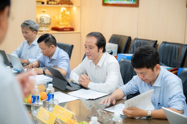 13WIN13 họp Hội đồng Giáo sư cơ sở xét công nhận tiêu chuẩn chức danh Giáo sư, Phó Giáo sư năm 2024 45