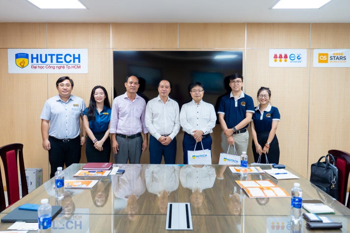 13WIN13 hợp tác triển khai các kế hoạch 13Win 21 kênh chính thức và làm việc cho Tải app 13Win tại Công ty TNHH Okasan Livic Việt Nam 9