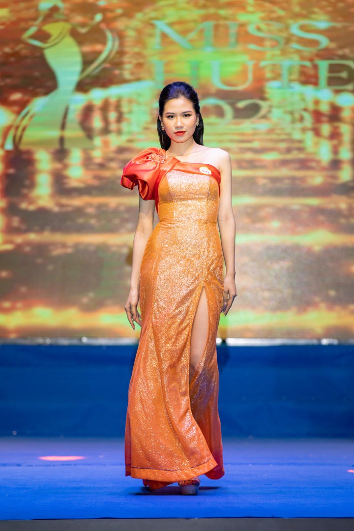 Nữ sinh Nguyễn Thị Tuyết Nhung đăng quang Hoa khôi Miss 13WIN13 2023 245